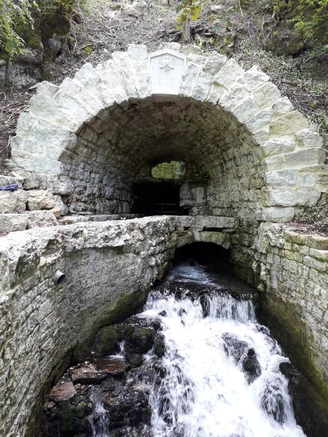 Gite 3 Etoiles "Entre Sources Et Riviere" Besancon Vaire-le-Grand المظهر الخارجي الصورة